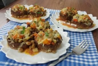 Garnitürlü Çanak Köfte Tarifi