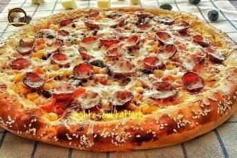 Evde Pizza Nasıl Yapılır
