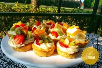 Meyveli Tartöletin Tarifi