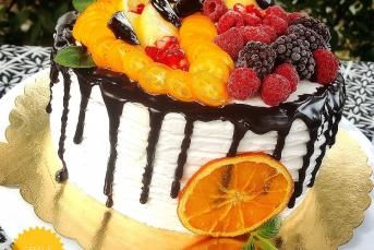 Meyveli Yaş Pasta Tarifi, Nasıl Yapılır