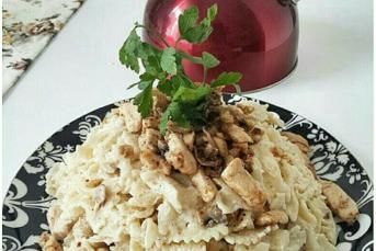 Beşamel Soslu Tavuklu Makarna