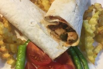 Evde Kolayından Tavuk Dürüm Nasıl Yapılır?