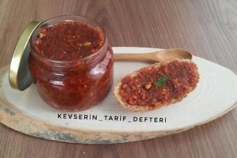Muhammara (Kahvaltılık Salça) Tarifi, Nasıl Yapılır