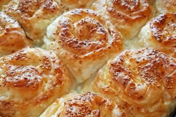 Yalancı Boyoz Böreği Tarifi