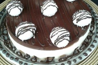 Çikolatalı Sütlü Tatlı Pastası