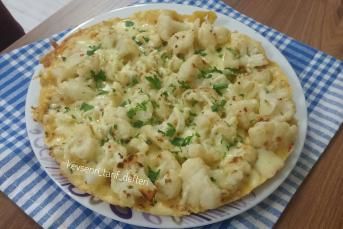 Tavada Nefis Karnabahar Böreği