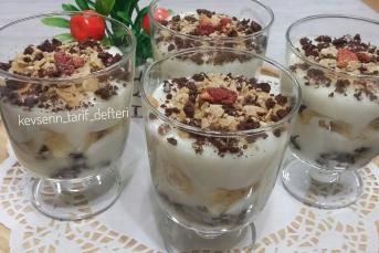 Damla Sakızli Muhallebili Nefis Tatlı