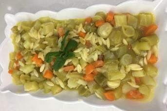 Arpa Şehriyeli Portakallı Pırasa