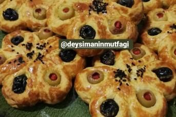 Zeytinli Çiçek Poğaça