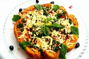 Bayat Ekmek Böreği (Yumurtalı Ekmek Sevenlere)