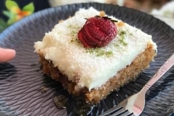 Karamelize Şerbetli Kıbrıs Tatlısı