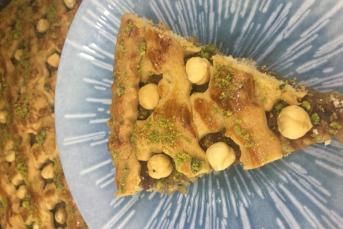 Kuru Meyveli Elmalı Tart