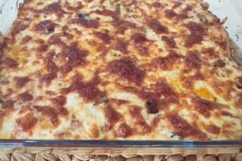 Patlıcanlı Beşamel Soslu Tavuk ( Böylesini Hiç Yemediniz)