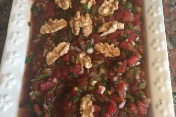 Acılı Ezme Nasıl Yapılır