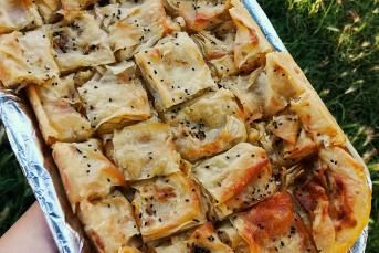 Çıtır Tepsi Böreği