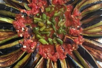 Domates Soslu Patlıcan Kızartma