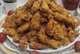 Enfes Sosuyla Yedikçe Yediren Çıtır Çıtır Tavuk (Mısır Gevrekli)