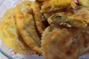 Patatesli El Açması Puf Böreği