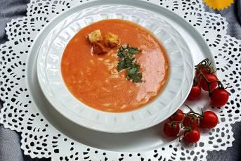 Domatesli Şehriye Çorbası Tarifi, Nasıl Yapılır