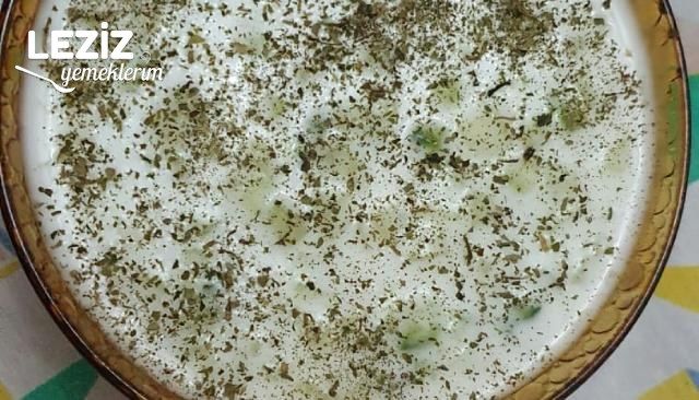 Yaz Aylarında Buz Gibi Cacık - Leziz Yemeklerim-image