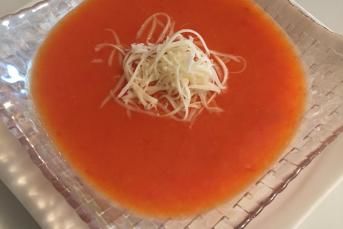 Pratik Domates Çorbası