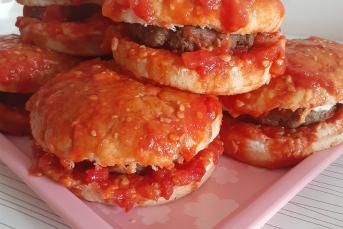 Evde Islak Hamburger Yapımı