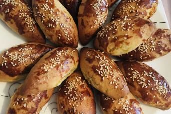 Dereotlu Kıyır Pastane Poğaçası