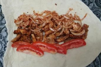 Lavaşda Tavuk Tantuni