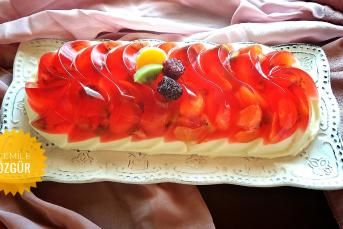 Karışık Meyveli Jöleli Muhallebi