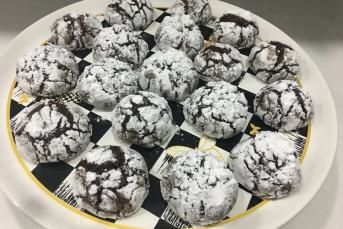 Nefis Kakaolu Çatlak Kurabiye Tarifi