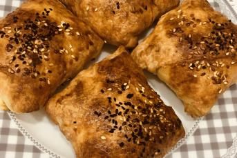 Köfteli Börek