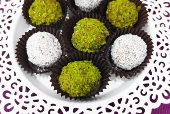 Kahve Yanına Kuru Meyvelerden Şekerleme