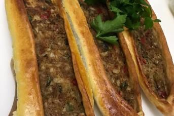 Nefis Kıymalı Pide