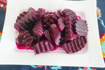 Kırmızı Pancar Turşusu