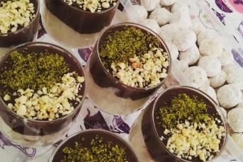 Muhallebili Çikolata Soslu Tatlı