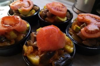 Kuzu Etli Mantarlı Porsiyon Güveç