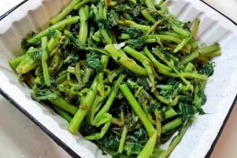 Hardal Otu Salatası