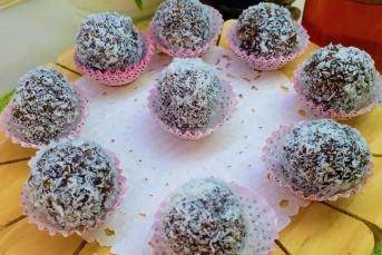 Üzümlü Cevizli Toplar