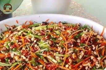 Çiğ Kabak Salatası