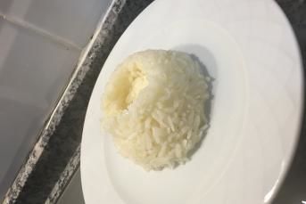 Tane Tane Sade Pirinç Pilavı Nasıl Yapılır