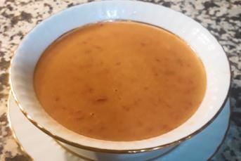 Domatesli Un Çorbası