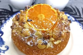 Porsiyonluk Güveçte Kek