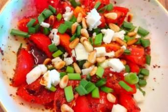 Fıstıklı Domates Salatası