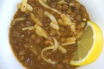 Erişteli Yeşil Mercimek Çorbası Yapımı