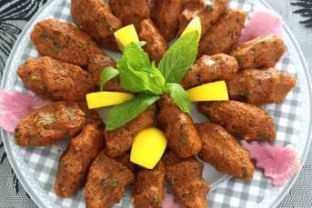 Mutfak Robotunda Kolay Çiğ Köfte Nasıl Yapılır