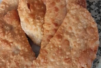 El Açması Çiğ Börek Tarifi