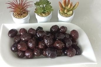 Evde Kahvaltılık Siyah Zeytin Nasıl Yapılır (Püf Noktaları İle)