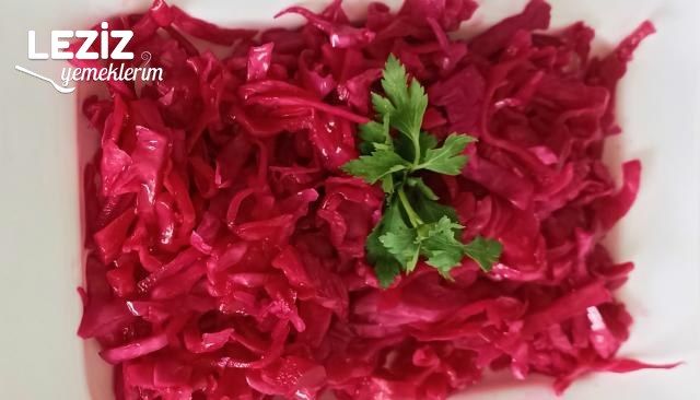 Lokanta Usulü Kırmızı Lahana Turşusu