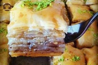 Cevizli Ev Baklavası Tarifi