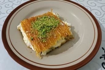 Hasır Kadayıf Tatlısı Tarifi (Püf Noktalarıyla)